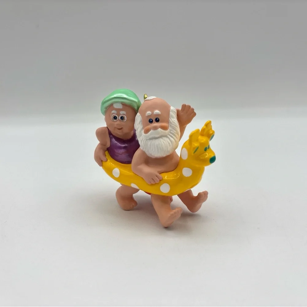 Hallmark Keepsake Ornament 1998 The Clauses On Vacation 2nd In The Series